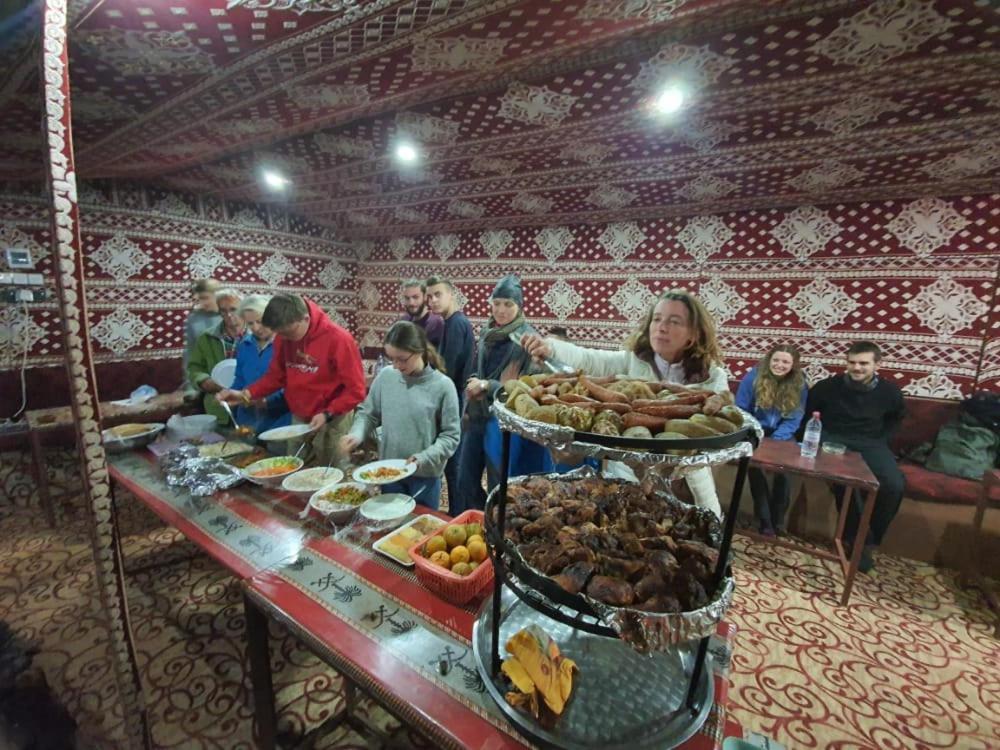 Hotel Bedouin Family Camp Wadi Rum Exterior foto